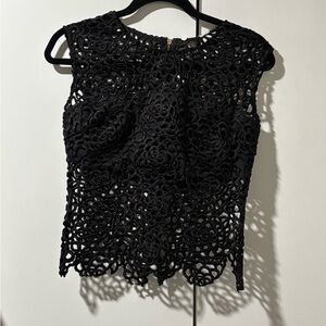 Women’s Lucy Paris Black Sleeveless Cropped Blouse